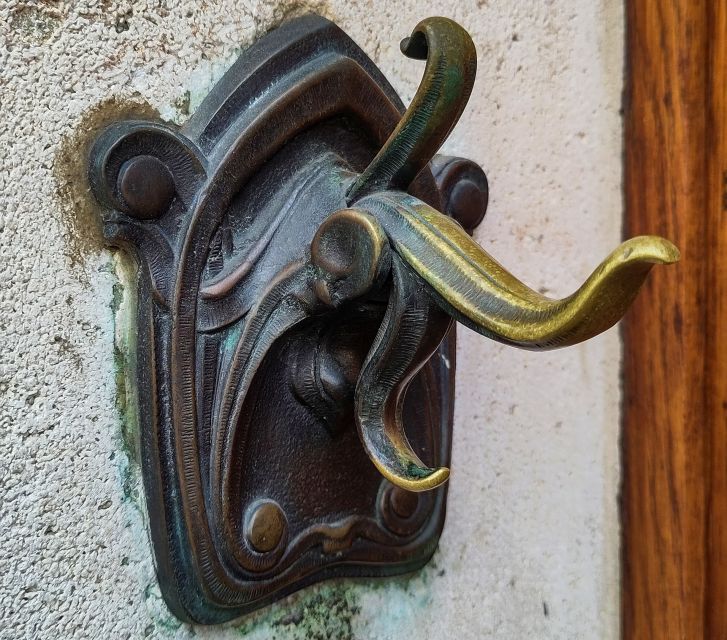 Brussels: Fall and Rise of Art-Nouveau Guided Tour - Key points at a glance