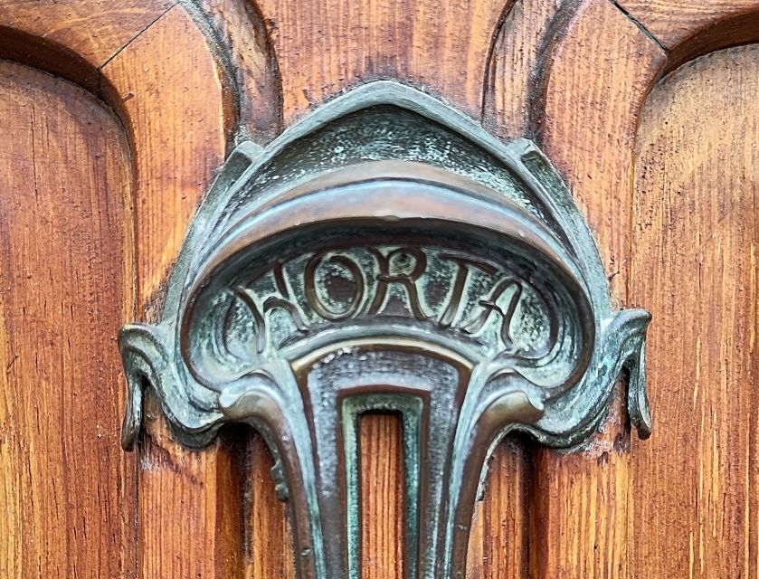 Brussels: Fall and Rise of Art-Nouveau Guided Tour - Victor Horta’s Maison du Peuple remains