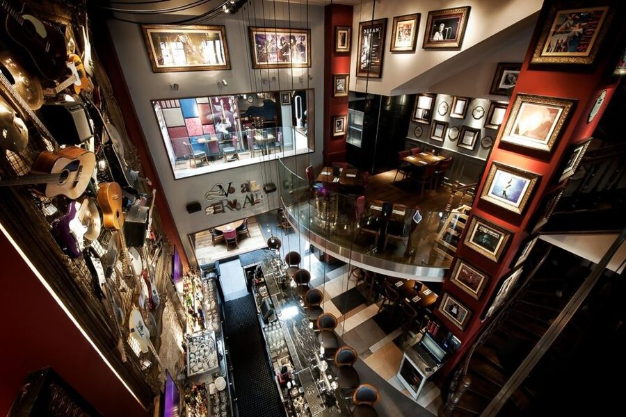 Brussels: Hard Rock Cafe with Set Menu for Lunch or Dinner - How to plan your 75 minutes