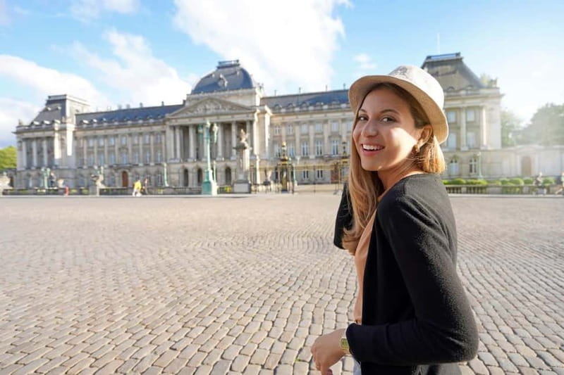 Brussels: Highlights and Hidden Corners Private Guided Walk - Manneken Pis, famous and smaller than expected