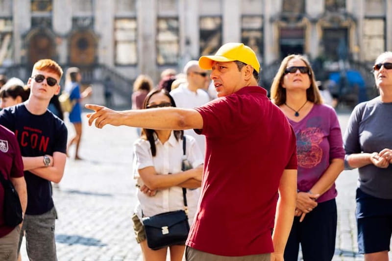 Brussels: Historical Tour with Chocolate & Waffle Tasting - Key points to know before booking