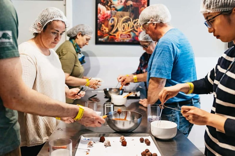 Brussels: Make Your Own Chocolates Workshop with Tastings - Starting at Place de la Justice