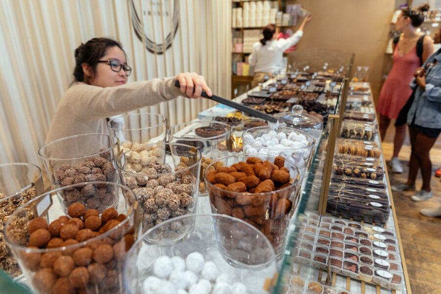 Brussels: Private Food Tour – 10 Tastings with Locals - Who will enjoy this private walk?