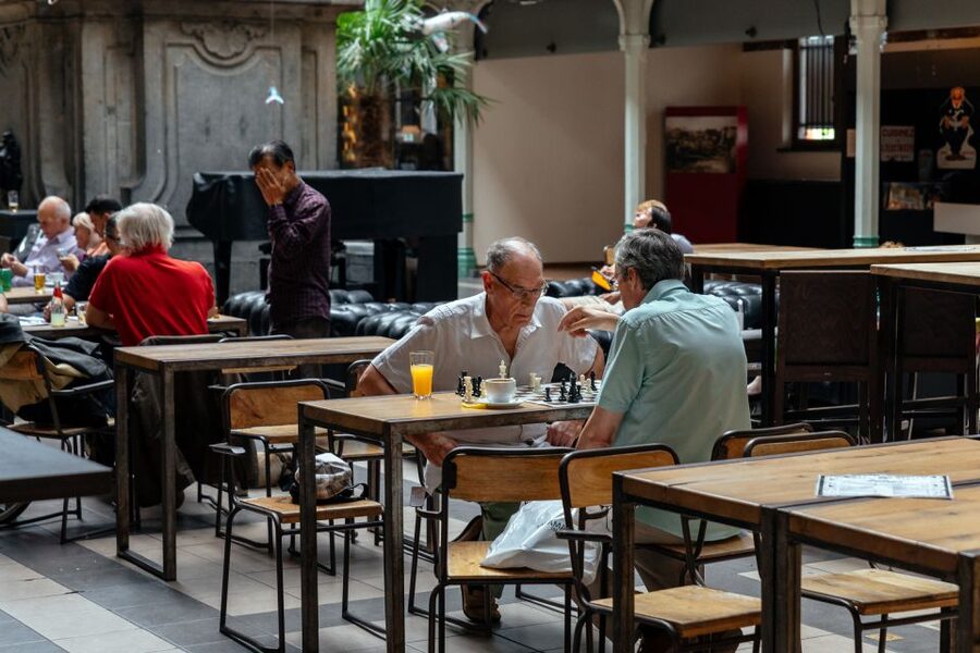Brussels: Private Food Tour – 10 Tastings with Locals - A food tour that doubles as a Brussels orientation