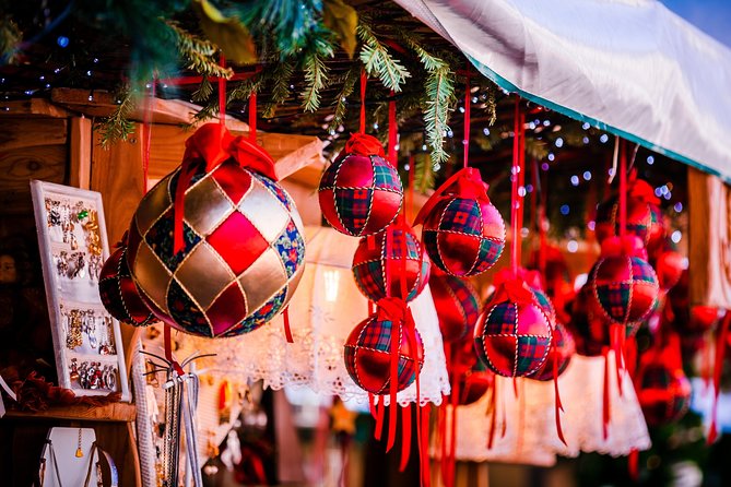 Brussels Private & Personalized Christmas Tour with a Local Guide - How much value do you get for $160.42?