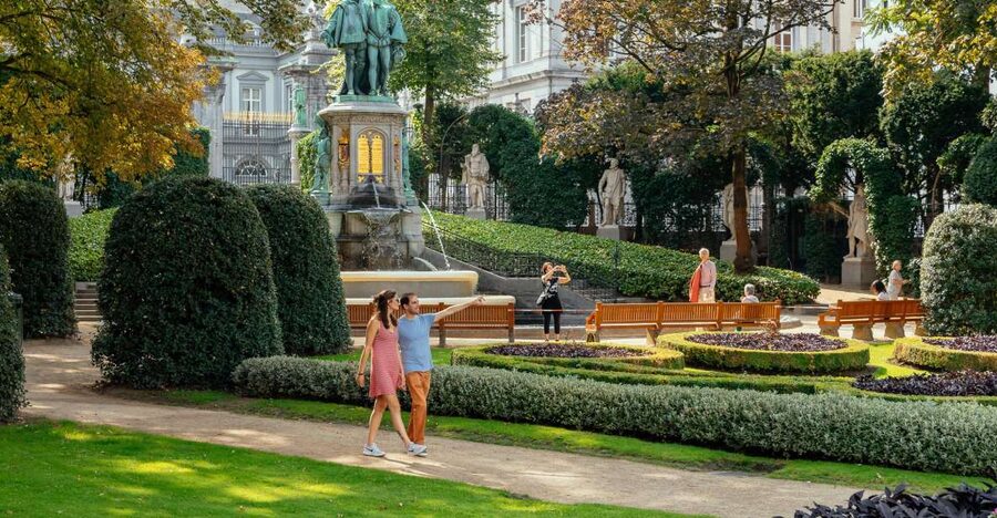 Brussels: Private Tour w/ Locals – Highlights & Hidden Gems - Starting at Marché aux poulets