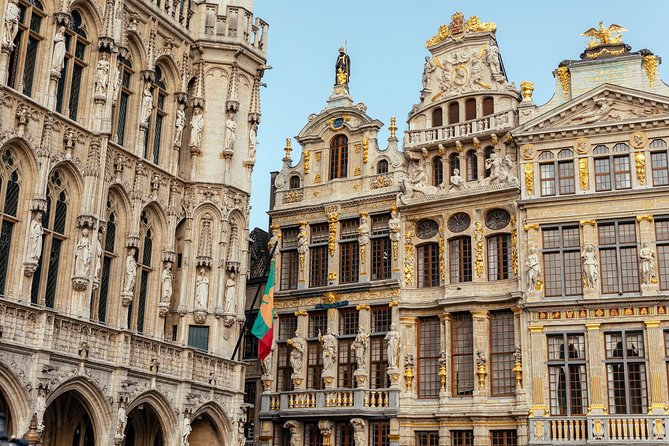 Brussels PRIVATE TOUR With Locals: Highlights & Hidden Gems - Rain, timing, and the details that affect your day