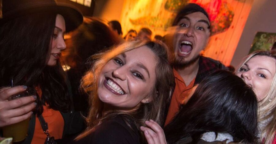 Brussels: Pub Crawl and Nightlife Party Experience - The guides make or break the evening