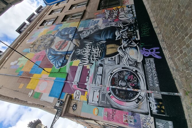 Brussels through its comics murals - The walking pace and two-hour route
