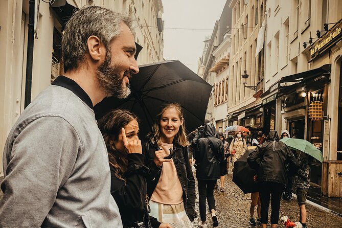 Brussels Walking and Tasting Tour (Beers,Chocolates&Fries/Waffle) - A tasty way to get your Brussels bearings
