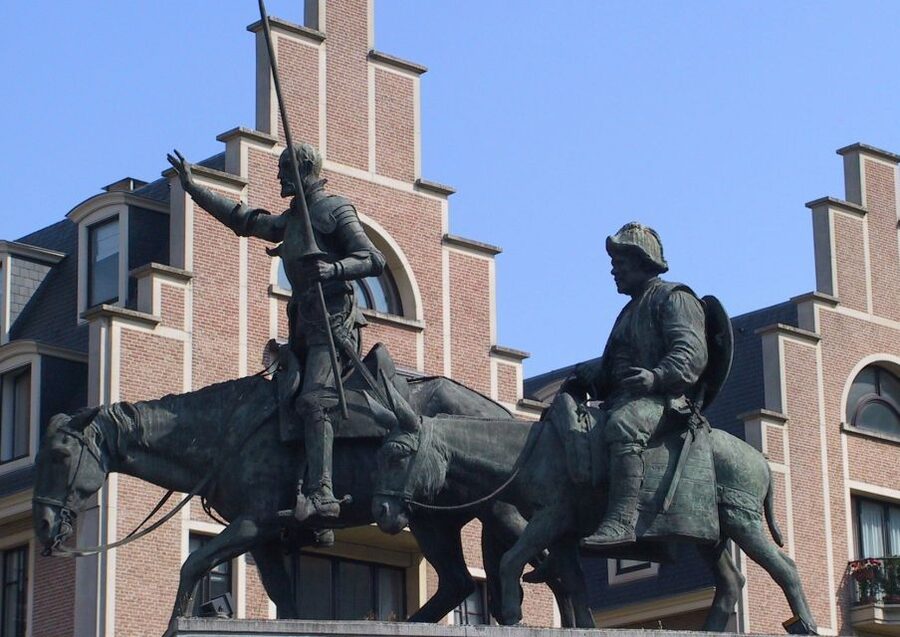 Brussels: Walking Tour from Central Station to Manneken Pis - European Union buildings and the capital of Europe