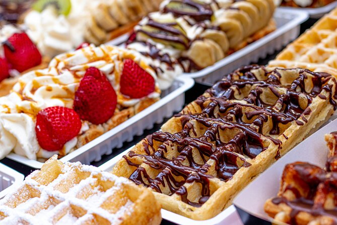 Brussels Walking Tour with Waffle Tasting: History and Delights - How the tour’s strongest qualities show up in practice