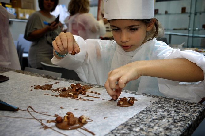 Chocolate Workshop at Choco-Story Brugge - Timing, meeting point, and group size
