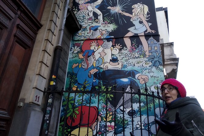 Comic Book Tour in Brussels - Manneken Pis meets the comic page
