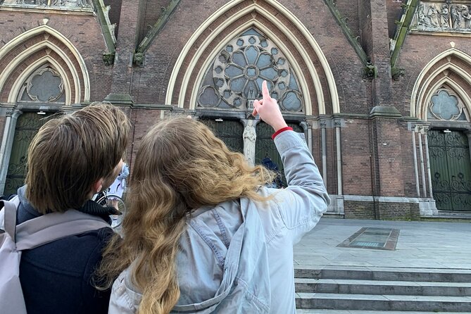 Discover Antwerp with this Outside Escape city game tour! - Het Steen and the Scheldt waterfront