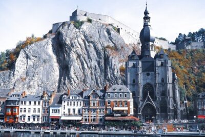 Discover Dinant while playing! Escape game – The alchemist