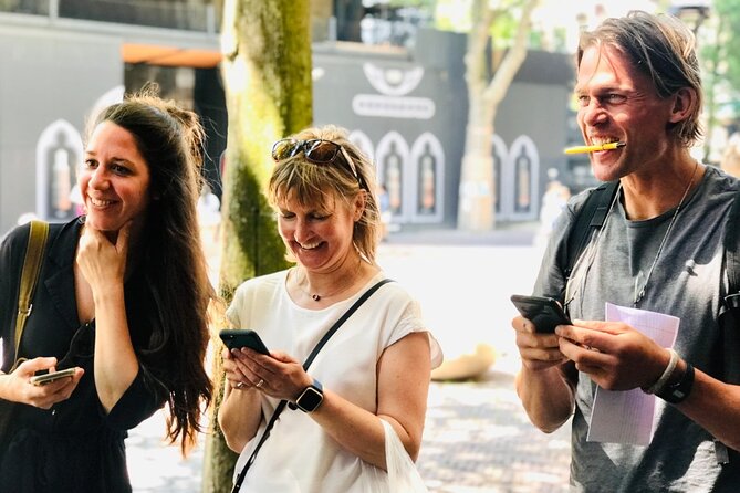 Discover Ghent with a self-guided Outside Escape city game tour! - St. Veerleplein: the castle and the waterways