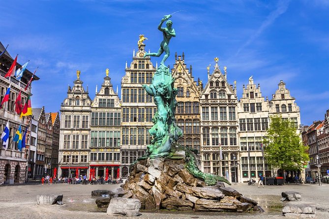 e-Scavenger hunt Antwerp: Explore the city at your own pace - Paleis op de Meir and Rubenshuis
