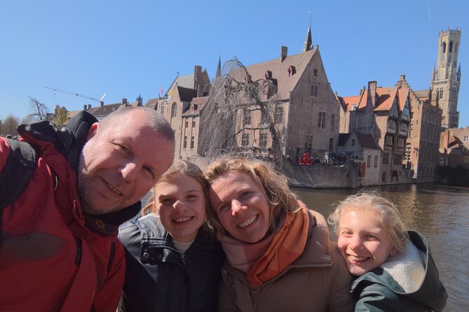 e-Scavenger hunt Bruges: Explore the city at your own pace - From Koning Albert I Park to ’t Zand