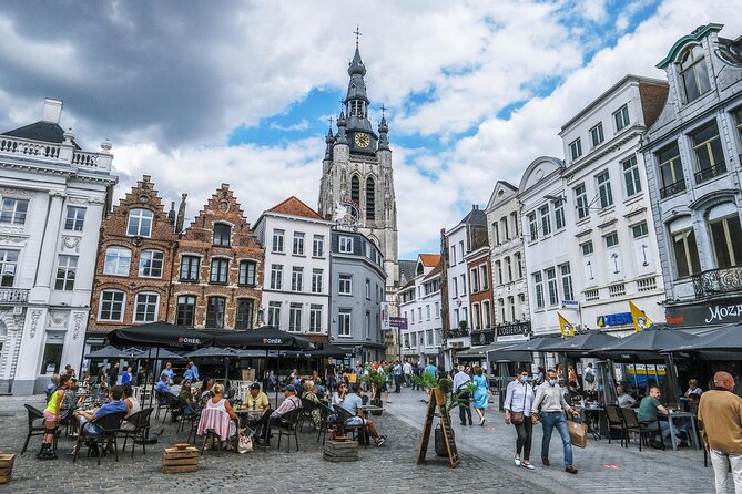 e-Scavenger hunt Kortrijk: Explore the city at your own pace - The Beguinage and the first medieval clues
