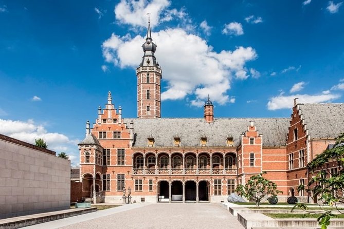 e-Scavenger hunt Mechelen: Explore the city at your own pace - Finishing at the Toy Museum and De Gouden Vis