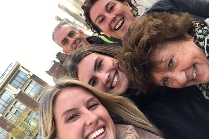 e-Scavenger hunt Mechelen: Explore the city at your own pace - Following the Dyle Path to Grote Markt