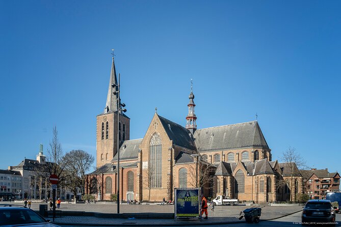 e-Scavenger hunt Turnhout: Explore the city at your own pace - Paper, printing, and the Historical Printing Company