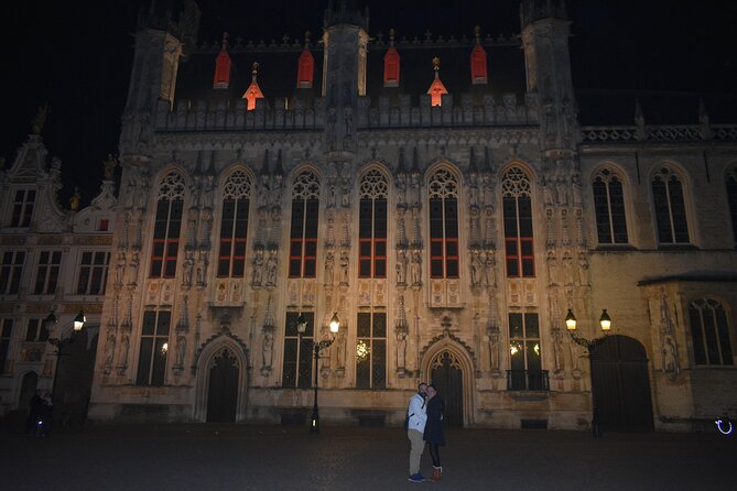 Evening Delights: Bruges Tour with Beer & Chocolate - Starting at Markt and the Belfort