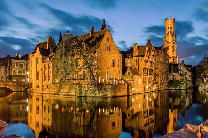 Evening Tour: The Dark Side of Bruges - The Golden Hand Canal and its darker tale