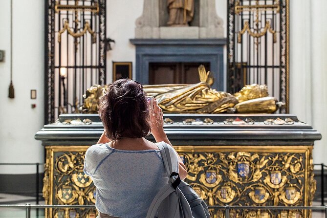 Exclusive Bruges Churches Tour: Admire Michelangelo’s Masterpiece - Sint-Annakerk and the warmth of Baroque decoration