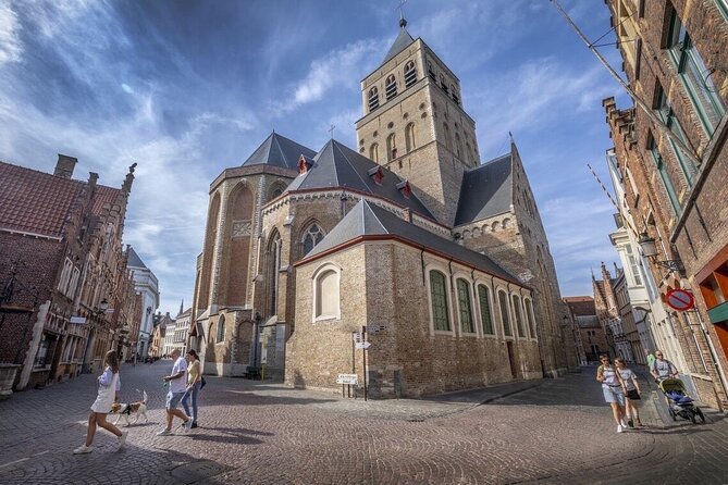 Exclusive Bruges Churches Tour: Admire Michelangelo’s Masterpiece - The Adornes Estate and Jerusalem Chapel