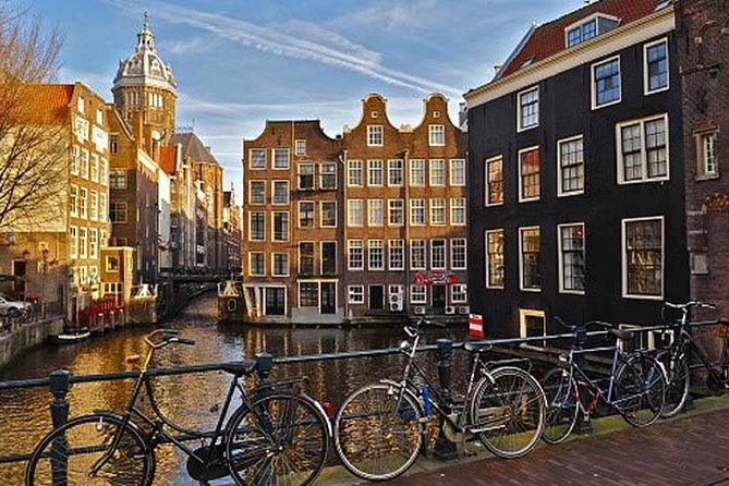 Excursion to Amsterdam by bus from Brussels - Spanish guidance and the experience in practice