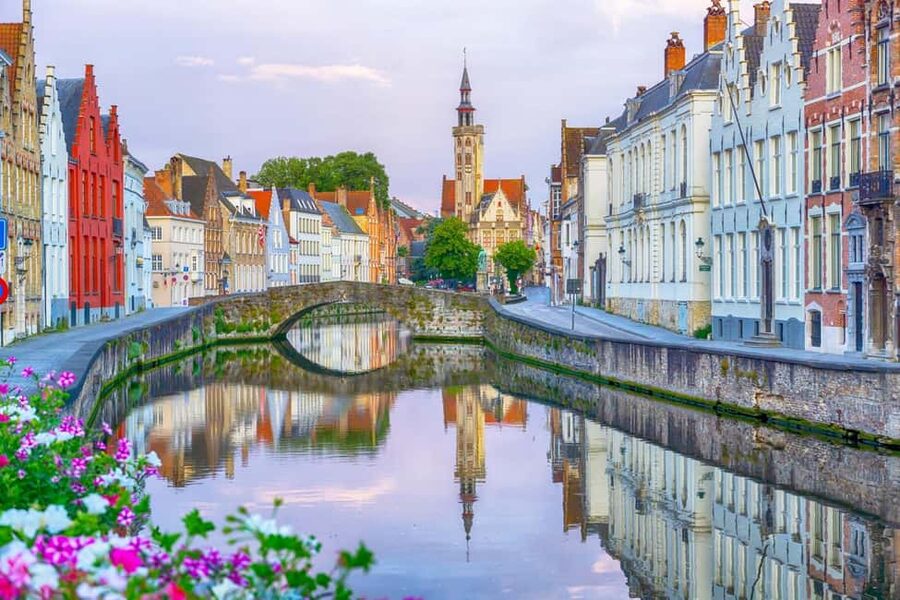 From Amsterdam: Bruges Full-Day Tour - The cross-border coach ride