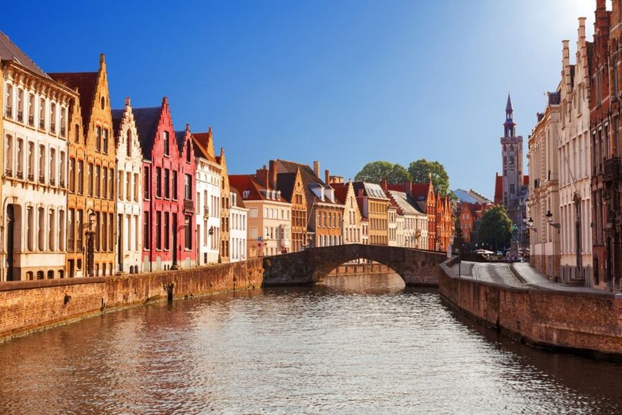 From Amsterdam: Day Trip to Bruges in Spanish or English - Is $55 a fair price?