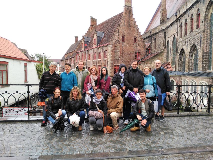 From Amsterdam: Day Trip to Bruges in Spanish or English - English and Spanish guiding