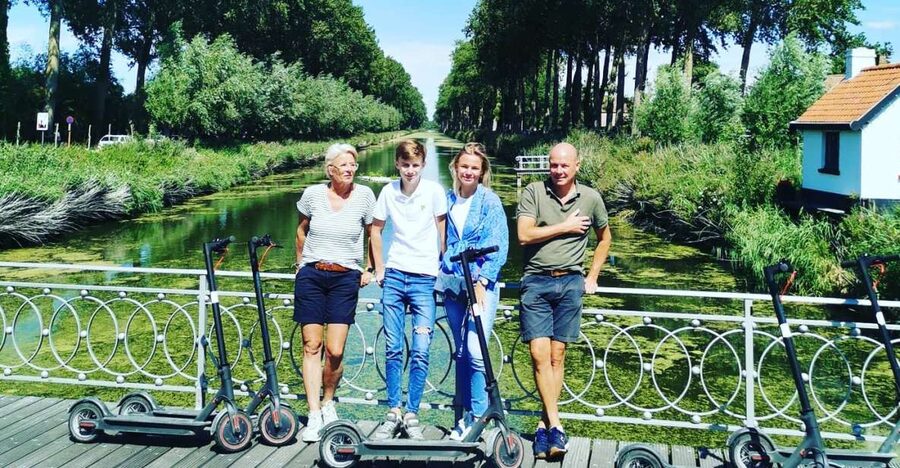 From Bruges to Damme: Private Electric Scooter tour - What the guide adds