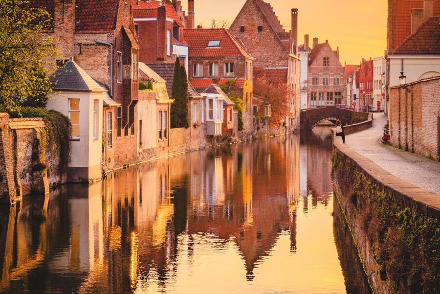 From Brussels: Bruges Day Trip with Boat Tour Option (ENG) - Walplein, Stoofstraat, and St. John’s Hospital