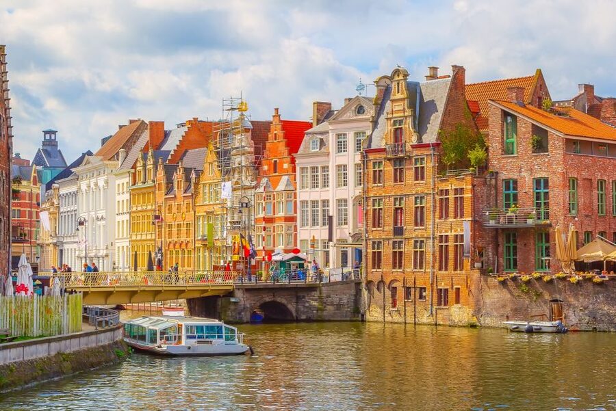 From Brussels: Full-Day Antwerp and Ghent Guided Tour - Antwerp free time is made for lunch and a short wander