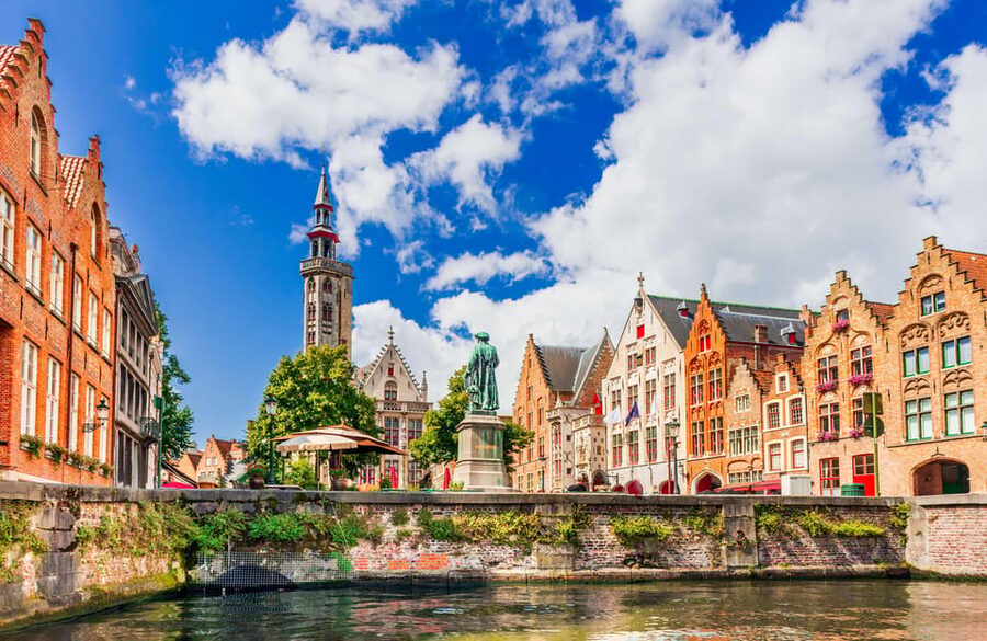 From Zeebrugge: Ghent and Bruges Shore Excursion - Free time for chocolate, waffles, and shopping