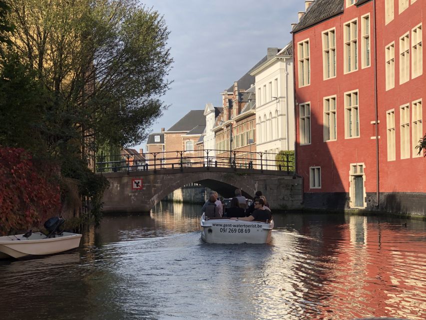 Ghent: 40-Minute Historical Boat Tour of City Center - Key points at a glance