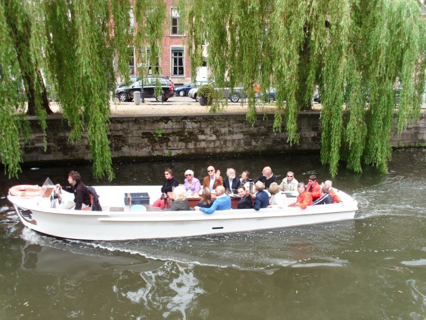 Ghent: 40-Minute Historical Boat Tour of City Center - Gravensteen: the strongest view from the water