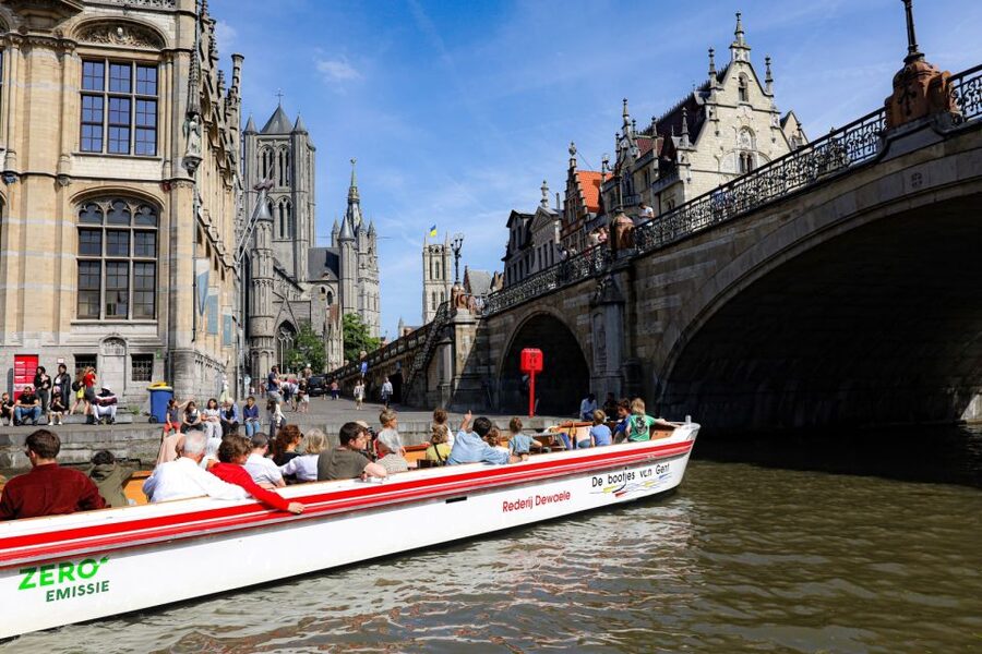 Ghent: 40 Minute Medieval Center Guided Boat Tour - Key points to know before boarding