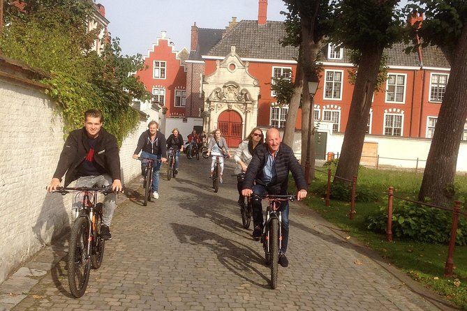 Ghent Bike Tour Off-the-beaten-track - Why this bike tour shows you more than central Ghent