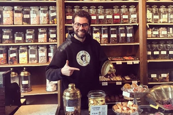 Ghent: Famous Belgian Chocolate Walking Tour with Tastings - Experimental chocolates at Vandenbouhede