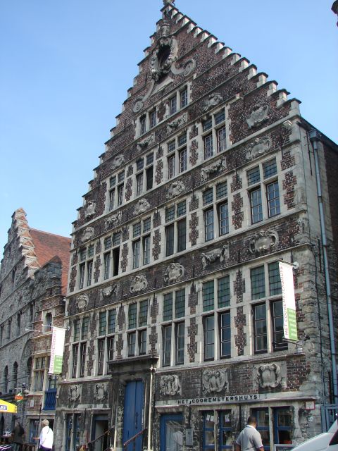 Ghent: Private 2-Hour Walking Tour - Key points to know before booking