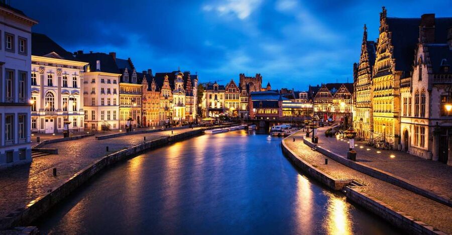 Ghent: The Dark Side of Ghent Private Walking Tour - St. Bavo’s Cathedral and the central landmarks