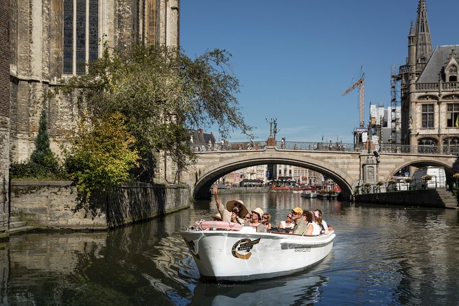 Guided Boat Trip in Ghent - Commentary, languages, and guide quality