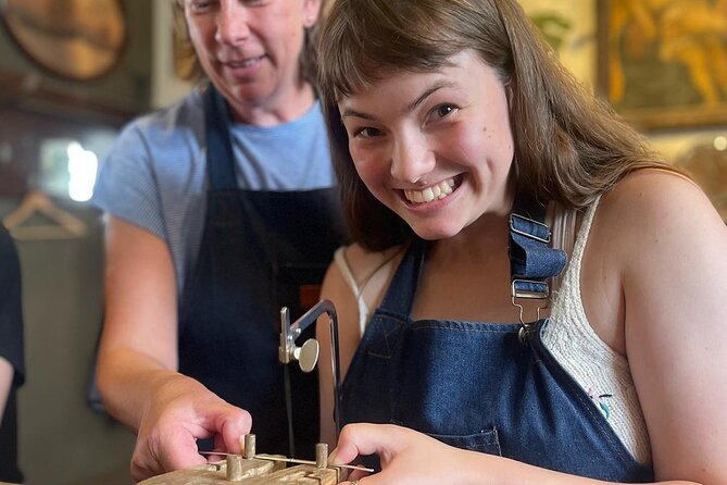 Handcraft your own silver ring in Bruges - Shaping silver with mallets and a triblet
