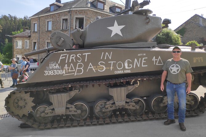 Historic Battle of the Bulge Sites Tour from Brussels - A guide who adjusts the day to your interests