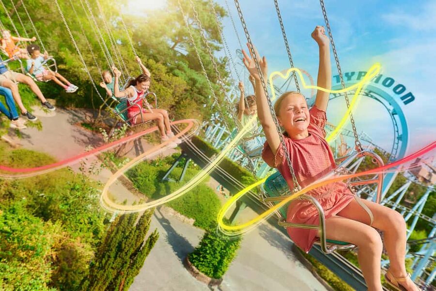 Lichtaart: Bobbejaanland Entry Ticket - Practical booking details that matter